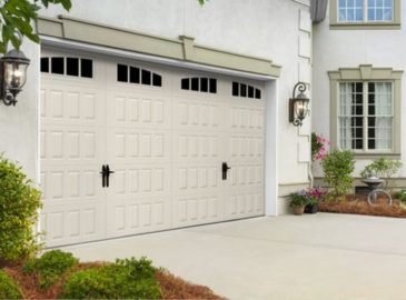 Legacy_Garage_Doors_Kelowna_Residential_Amarr_Oak_Summit-768x511@2x Legacy_Garage_Doors_Kelowna_Residential_Amarr_Oak_Summit-768x511@2x